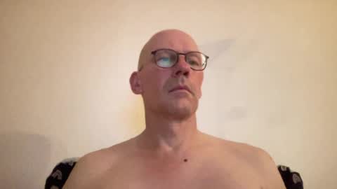 Snapshot of seethebigpicture chatting on 25, 6, 2026 seethebigpicture online show from 25, 6, 2026