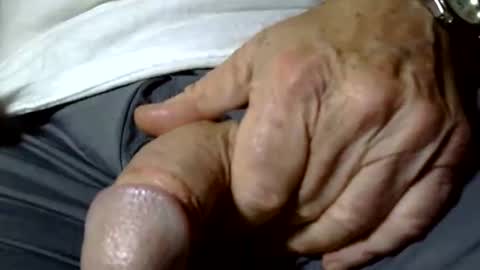 Snapshot of seeus24 chatting on 19, 10, 2025 seeus24 online show from 19, 10, 2025