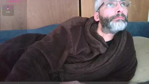 Snapshot of seewolf1000 chatting on 21, 12, 2024 seewolf1000 online show from 21, 12, 2024