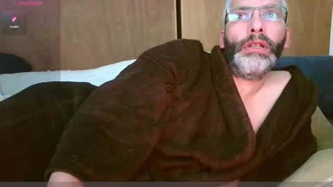 Snapshot of seewolf1000 chatting on 23, 12, 2024 seewolf1000 online show from 23, 12, 2024