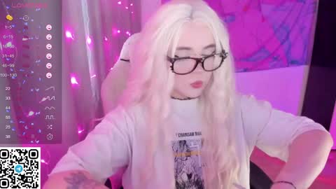Snapshot of selena___cute chatting on 25, 4, 2026 Selena online show from 25, 4, 2026