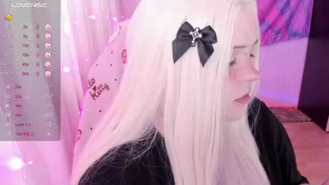 Snapshot of selena___cute chatting on 23, 6, 2026 Selena online show from 23, 6, 2026