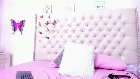 selena_beautyy online show from 9, 2, 2026