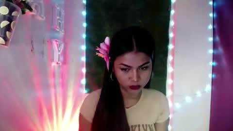 Snapshot of selena_fox2000 chatting on 10, 5, 2026 selena_fox2000 online show from 10, 5, 2026