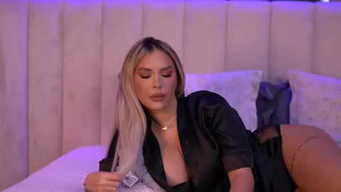 Snapshot of selena_voss chatting on 8, 1, 2026 Selena online show from 8, 1, 2026