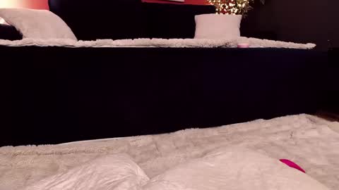 Snapshot of selenaallure chatting on 2, 5, 2026 Selena Allure online show from 2, 5, 2026