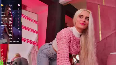 Selena online show from 30, 10, 2025