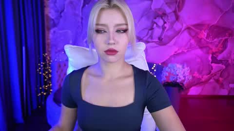 selenairis online show from 16, 9, 2025