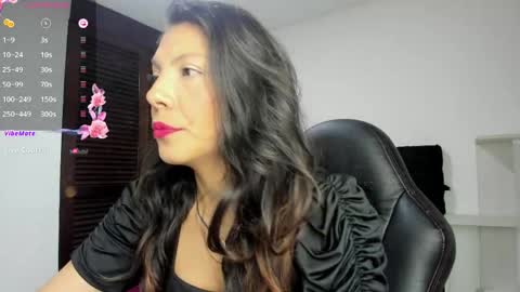 Selena online show from 5, 6, 2026