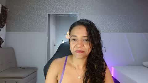Snapshot of selene_bubble chatting on 29, 4, 2026 Selene online show from 29, 4, 2026