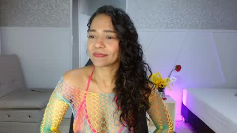 Snapshot of selene_bubble chatting on 30, 4, 2026 Selene online show from 30, 4, 2026
