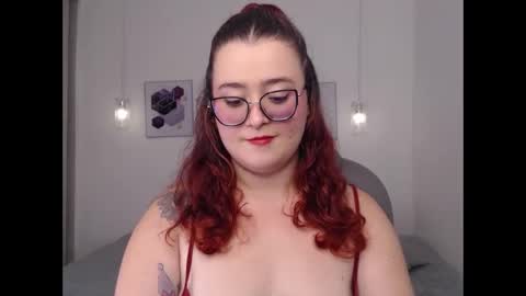 Snapshot of selene_rouse_ chatting on 7, 5, 2026 selene_rouse_ online show from 7, 5, 2026