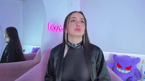 Snapshot of selene_swee chatting on 5, 11, 2025 selene_swee online show from 5, 11, 2025