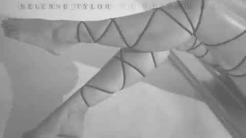 Snapshot of selene_tylor_ chatting on 28, 7, 2026 Selene online show from 28, 7, 2026