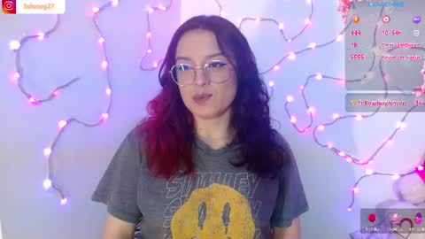 Snapshot of seleneg chatting on 19, 6, 2026 Selene G online show from 19, 6, 2026