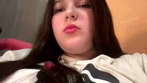 Snapshot of selenerey chatting on 27, 10, 2025 selenerey online show from 27, 10, 2025