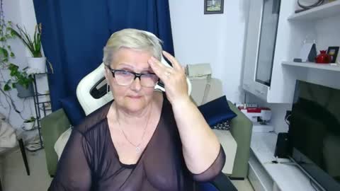Snapshot of selenna57 chatting on 9, 5, 2026 Selenna online show from 9, 5, 2026