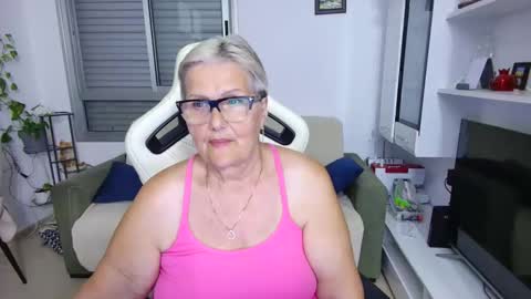 Snapshot of selenna57 chatting on 12, 5, 2026 Selenna online show from 12, 5, 2026