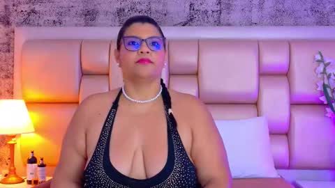 Snapshot of selennacooper chatting on 1, 3, 2026 Selenna Cooper online show from 1, 3, 2026