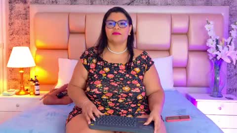 Selenna Cooper online show from 21, 3, 2026