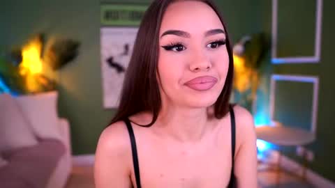 Snapshot of selennevoss chatting on 24, 7, 2026 Selenne online show from 24, 7, 2026