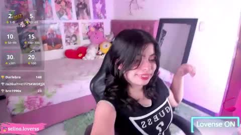 Snapshot of selina_lovers_ chatting on 28, 4, 2026 Selina online show from 28, 4, 2026