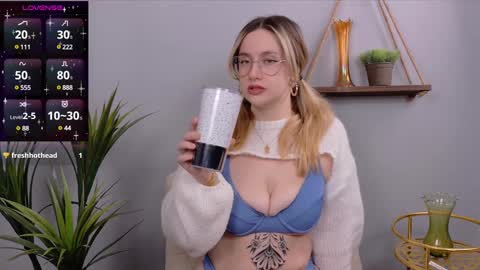 Selina Mae online show from 25, 2, 2025