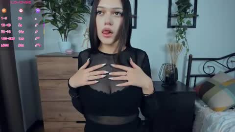 Julia online show from 27, 6, 2026