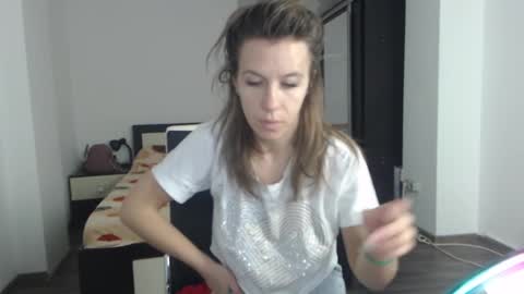 sellena_angels online show from 4, 3, 2025