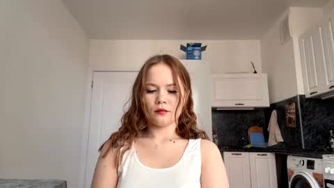 Snapshot of selmacalumag chatting on 28, 6, 2026 Lily online show from 28, 6, 2026