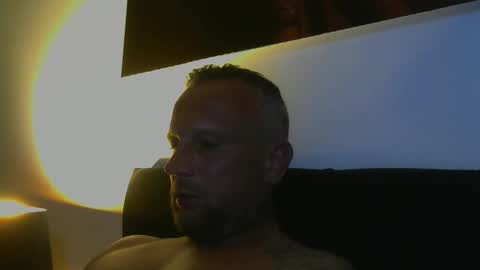 Snapshot of sence08 chatting on 18, 9, 2025 sence08 online show from 18, 9, 2025