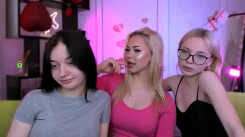 Snapshot of sendi_cais chatting on 18, 2, 2026 Sendi online show from 18, 2, 2026