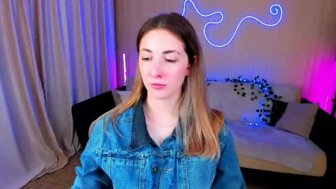 sensitiveheartt online show from 30, 9, 2025