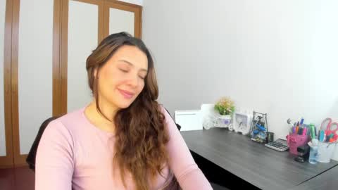 Samantha -  online show from 2, 12, 2024