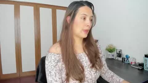 Samantha -  online show from 8, 10, 2025