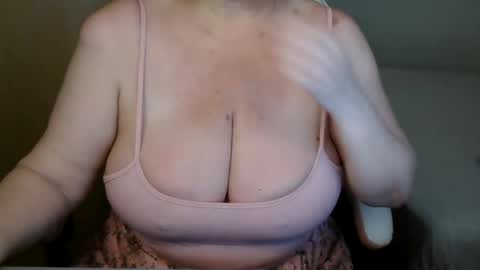 Snapshot of sensual_cris chatting on 16, 7, 2026 CRIS online show from 16, 7, 2026
