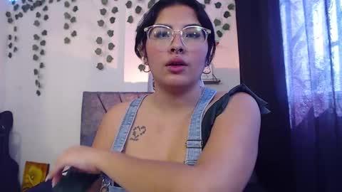 Snapshot of sensual_flame chatting on 20, 2, 2025 Camille and sophie online show from 20, 2, 2025