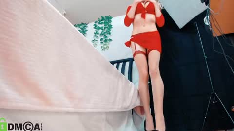 Snapshot of sensual_miss_mia chatting on 21, 7, 2026 Mia online show from 21, 7, 2026