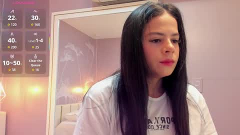 Sophie     online show from 16, 10, 2025