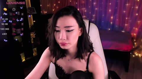 Snapshot of sensualily chatting on 12, 12, 2024 Kiki online show from 12, 12, 2024