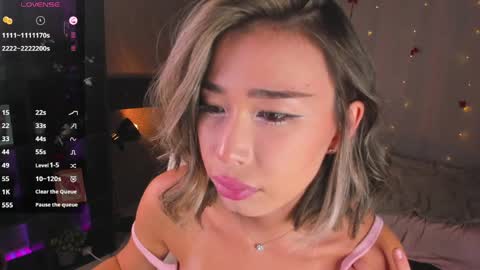 Snapshot of sensualily chatting on 6, 5, 2026 Kiki online show from 6, 5, 2026