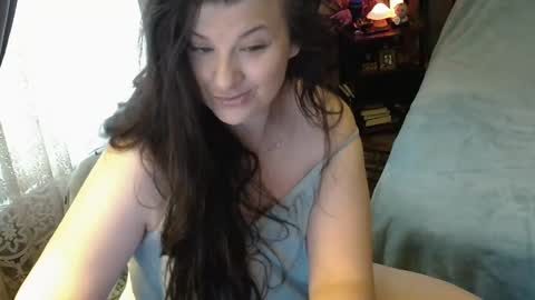 Tara online show from 4, 3, 2025