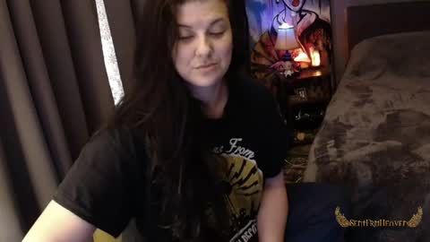 Snapshot of sentfrmheaven chatting on 25, 4, 2026 Tara online show from 25, 4, 2026