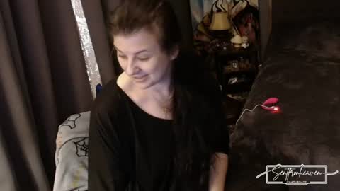 Snapshot of sentfrmheaven chatting on 16, 6, 2026 Tara online show from 16, 6, 2026