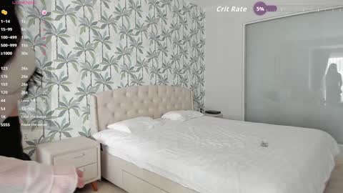 Aya online show from 18, 9, 2025