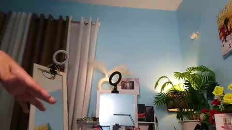 Snapshot of seraphina_leroux_lashes chatting on 6, 5, 2026 seraphina mia valentina katrine. online show from 6, 5, 2026
