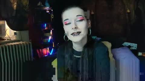 Snapshot of seraphinmunster chatting on 30, 4, 2026 Seraphin Munster online show from 30, 4, 2026