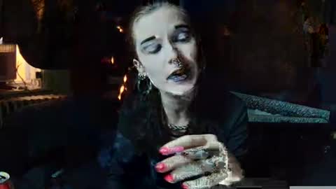 Snapshot of seraphinmunster chatting on 13, 5, 2026 Seraphin Munster online show from 13, 5, 2026