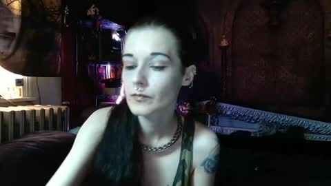 Snapshot of seraphinmunster chatting on 22, 5, 2026 Seraphin Munster online show from 22, 5, 2026