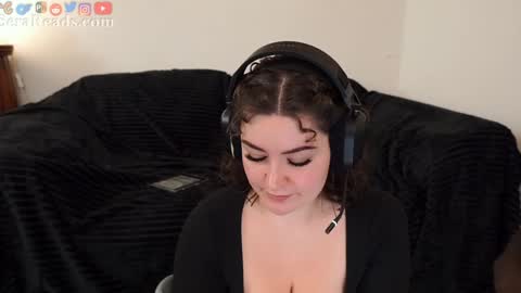 SeraReads online show from 1, 12, 2025